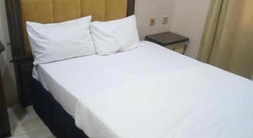 Afri Hotel Абуджа Екстер'єр фото